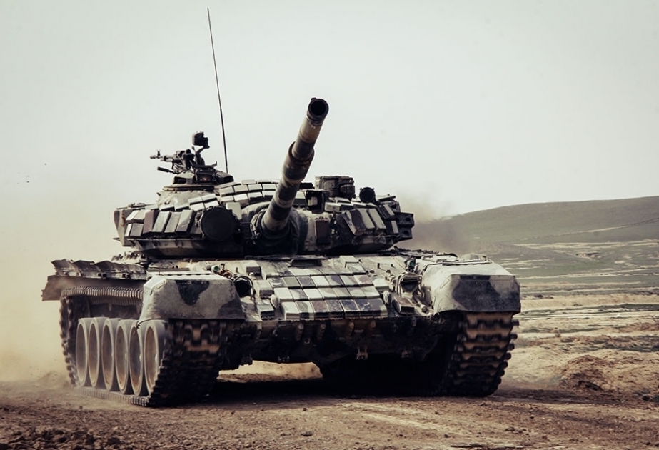 “Ən yaxşı tank heyəti” adı uğrunda yarışlar keçirilir VİDEO