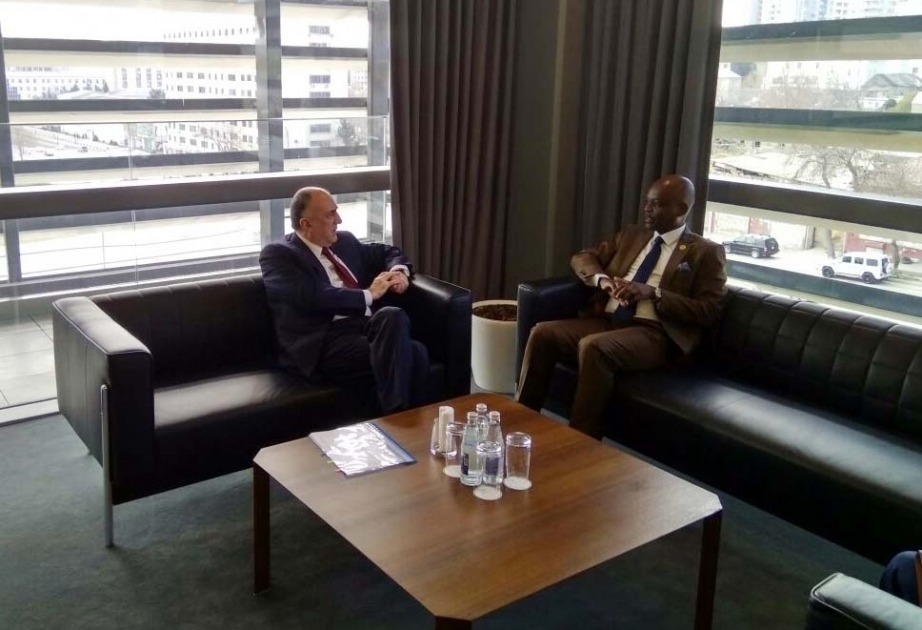 Les moyens d’approfondir les relations économico-commerciales entre l’Azerbaïdjan et le Togo au menu des discussions