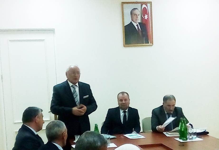 Əlövsət Quliyev: Çayayararlı torpaq sahələrinin müəyyənləşdirilməsi üçün aqrokimyəvi tədqiqatlar aparılmalıdır