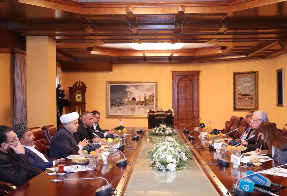 رئيس إدارة الشؤون الدينية لمسلمي القوقاز يستقبل وزير الخارجية الفلسطيني برفقة عميد السفراء العرب