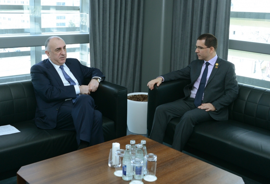 Le chef de la diplomatie azerbaïdjanais a tenu une série d’entretiens en marge de la conférence du Mouvement des Non-Alignés