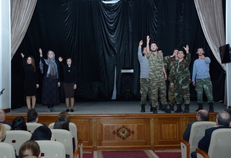 UNEC-in tələbələri Aprel şəhidinə həsr olunan tamaşa hazırlayıblar