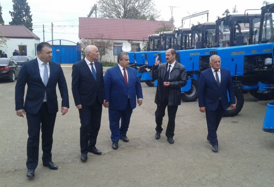 Gəncə Avtomobil Zavodu bu il “Aqrolizinq” ASC-yə 1000 traktor və 700 traktor qoşqusu təhvil verəcək