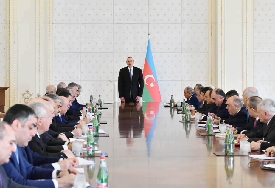 Под председательством Президента Ильхама Алиева состоялось заседание Кабинета Министров, посвященное итогам первого квартала года и предстоящим задачам ВИДЕО
