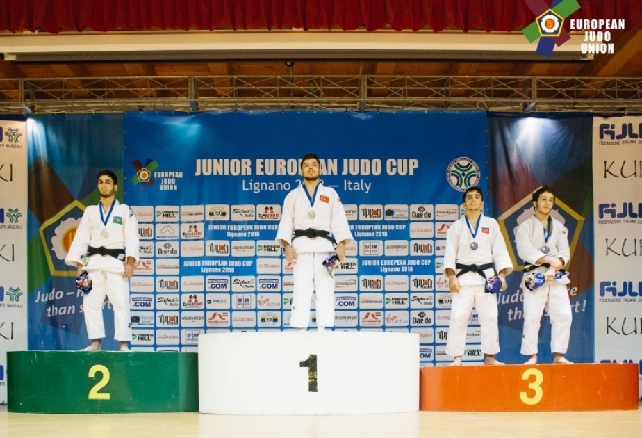 Junior Azerbaijani judokas bring home six medals from Italy