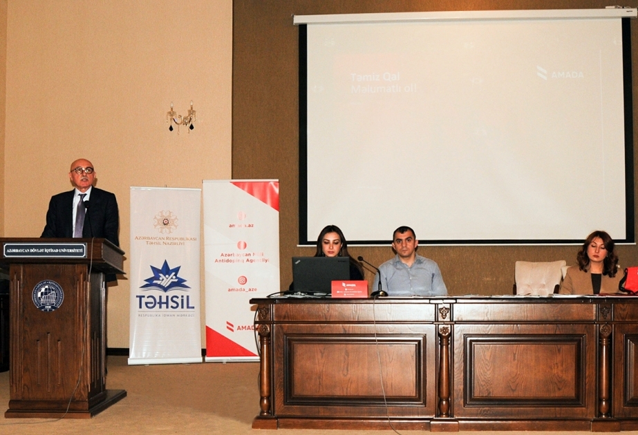 İdman məktəblərinin əməkdaşları üçün seminar təşkil olunub