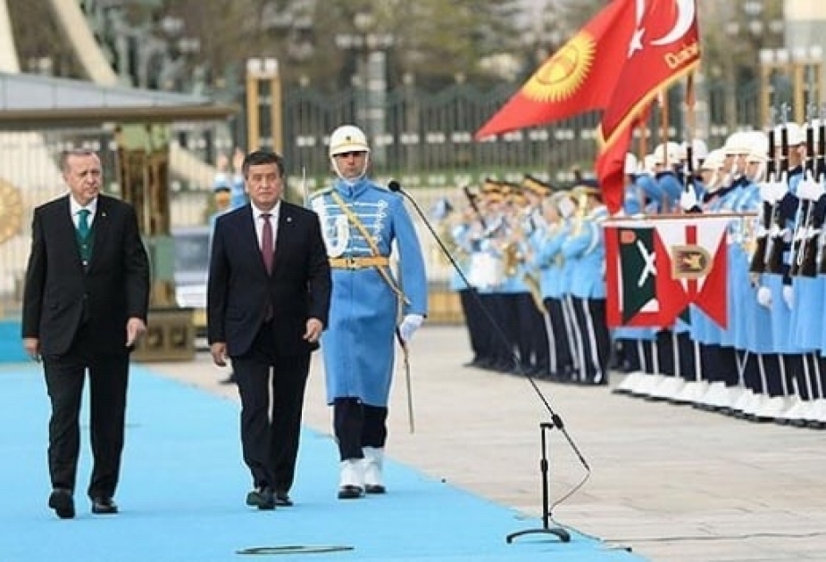 Qırğızıstanın dövlət başçısı Türkiyəyə səfər edib