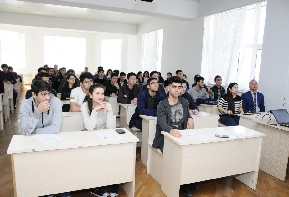 ADNSU-da akademik yazı qaydaları haqqında təlim təşkil olunub