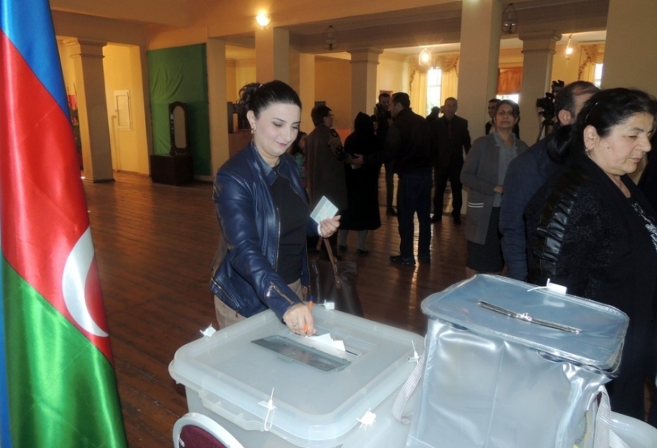Göyçay, Ağdaş, Mingəçevir və Qəbələdə prezident seçkilərinə start verilib