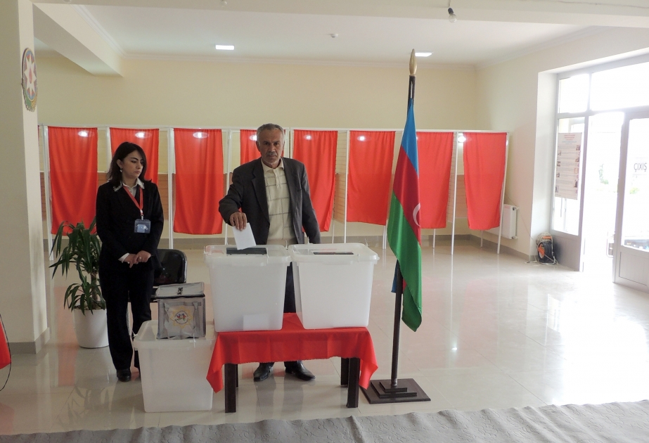 Salyanlılar prezident seçkilərində fəallıq göstərirlər