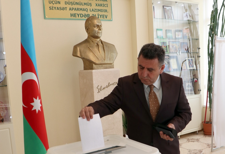 Moldovada yaşayan Azərbaycan vətəndaşları səsvermədə fəal iştirak edirlər