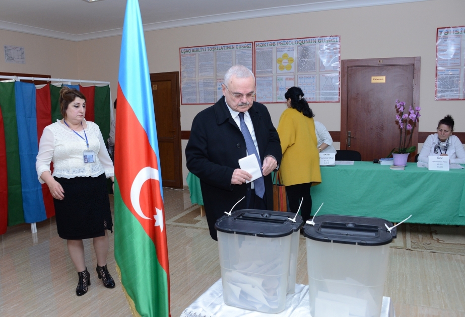 Le Premier ministre azerbaïdjanais a voté dans le bureau de vote № 29