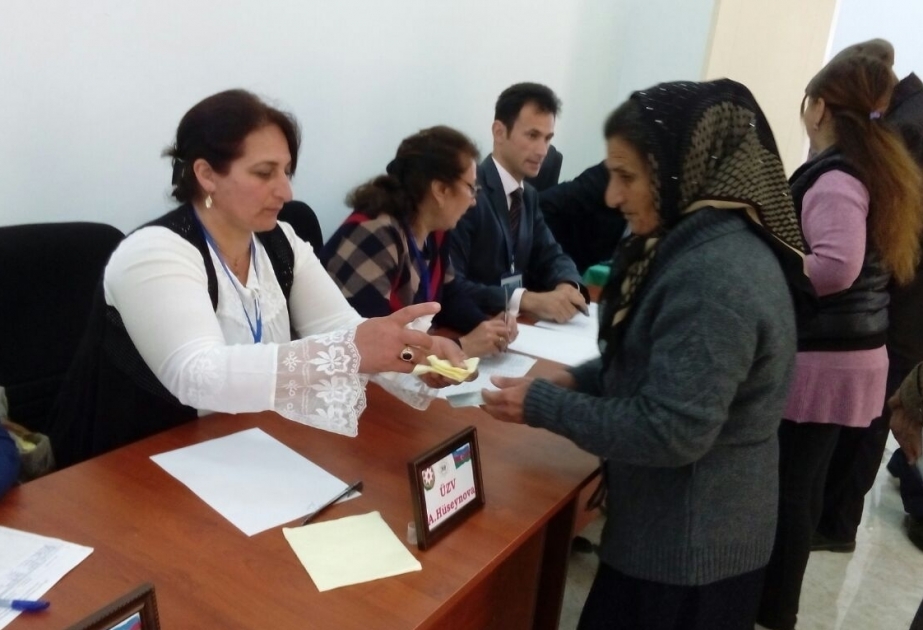 Cocuq Mərcanlı sakinləri 26 ildən sonra ilk dəfə doğma kəndlərində səs verirlər VİDEO