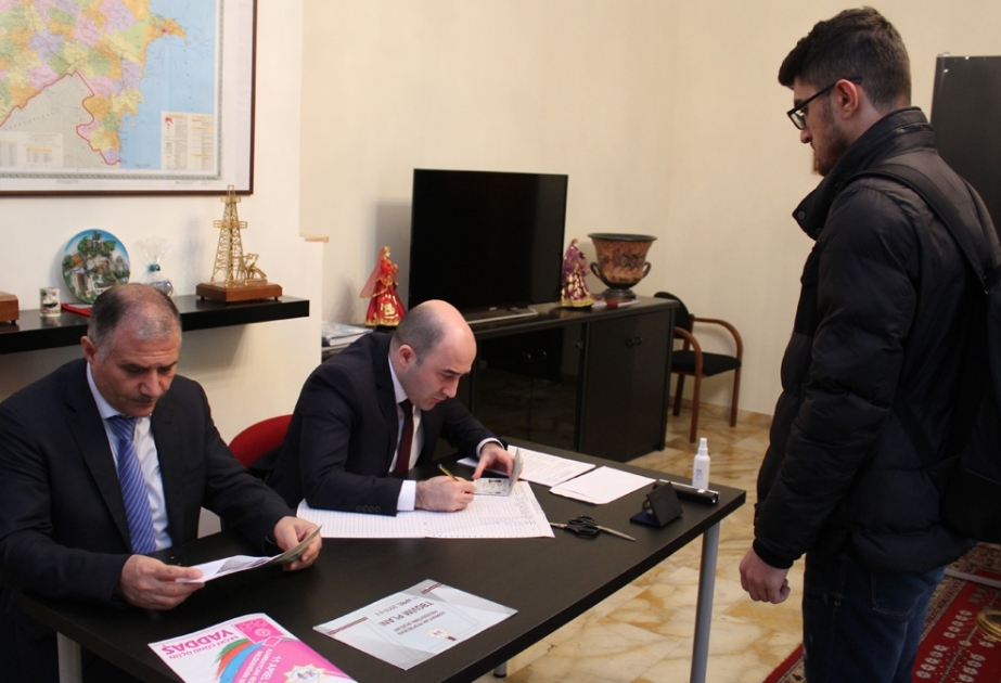 Azərbaycanın İtaliyadakı səfirliyində səsvermədə seçici fəallığı müşahidə edilir