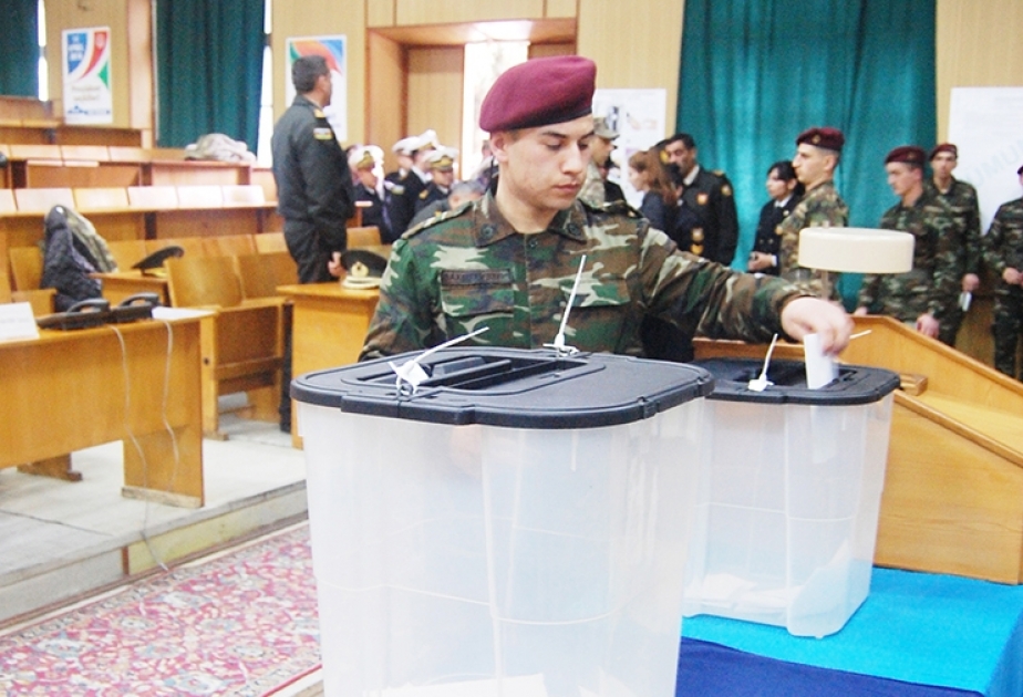 DTX-nin hərbi qulluqçuları prezident seçkilərində fəal iştirak ediblər