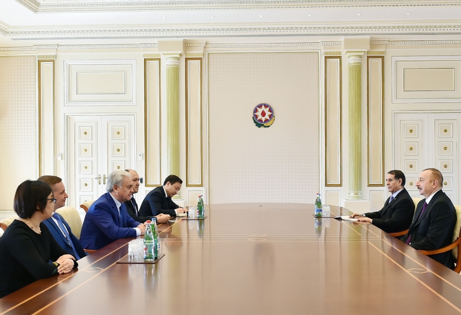 Präsident Ilham Aliyev empfängt Delegation um SCO-Generalsekretär VIDEO