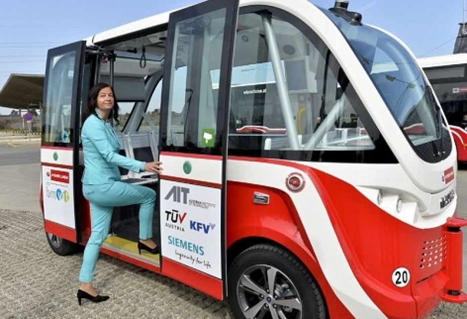Vyanada sürücüsüz mikroavtobusların ictimai nəqliyyatda istifadəsi test edilir