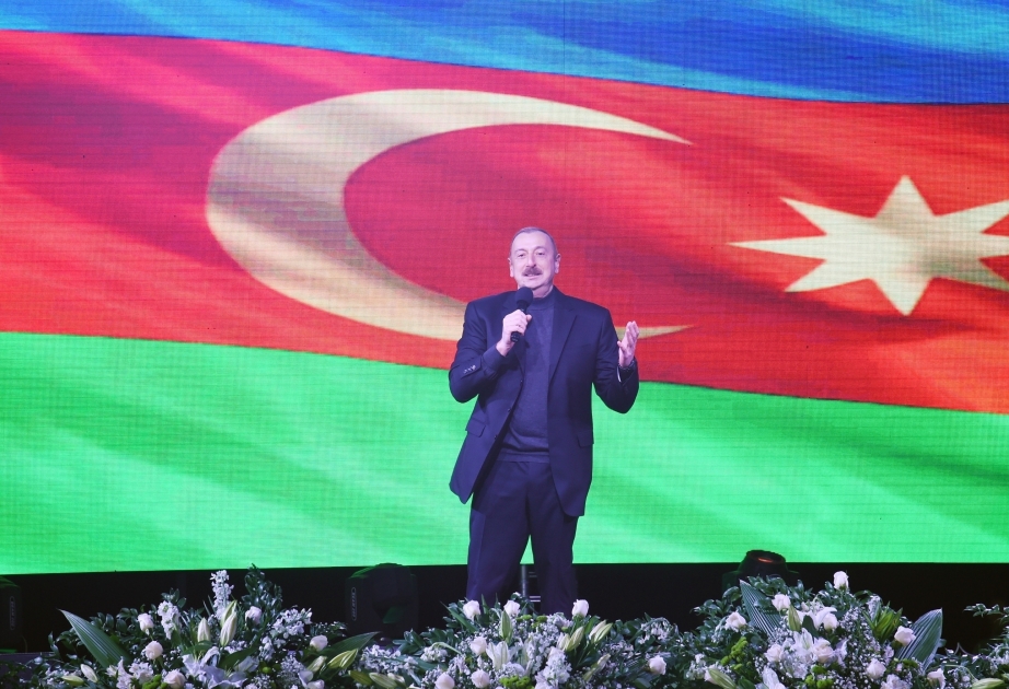Konzertprogramm anlässlich des sicheren Sieges von Ilham Aliyev bei Präsidentschaftswahlen in Baku VIDEO