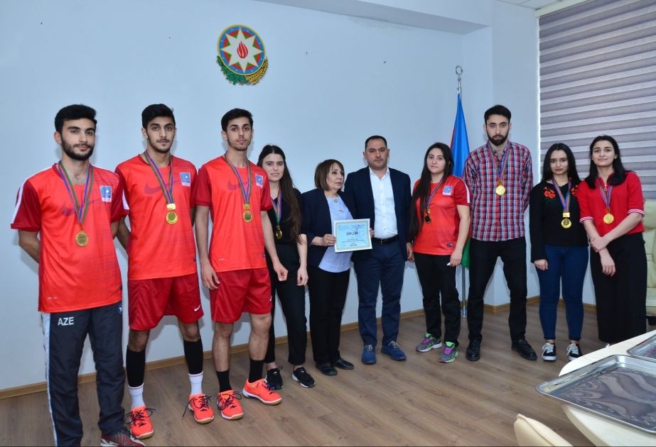 Badminton üzrə Azərbaycan çempionatının qalibləri məlum olub
