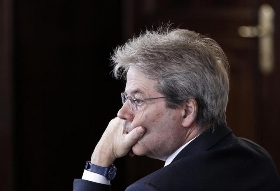 Paolo Centiloni Angela Merkelə telefonla zəng edib