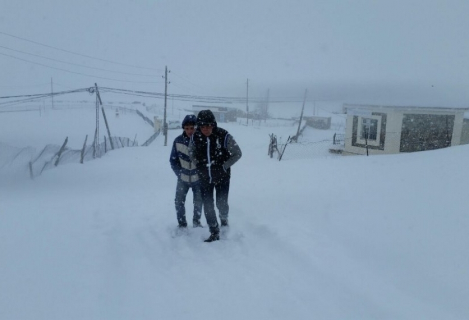 Xınalıqda 48 santimetr qalınlığında qar yağıb
