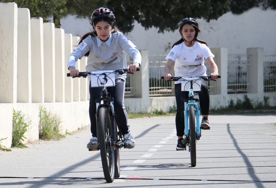 Velosiped idman növü üzrə yarışlara Xətai rayonunun 32 məktəbindən 200-dək şagird qatılıb