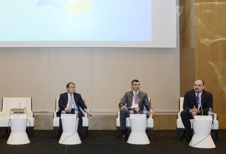 بدء فعاليات المؤتمر والمعرض المصرفي الدولي الأول لرابطة الدول المستقلة في باكو  مسؤول مصرفي: نتطلع إلى زيادة نسبة مدفوعات الزبائن بالعملات