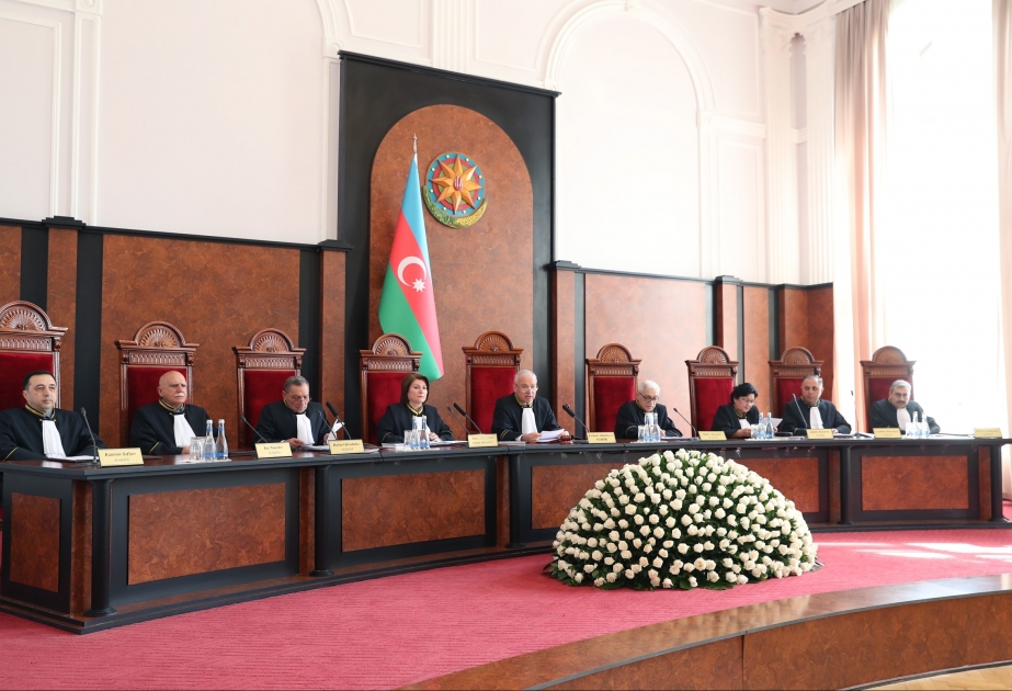 Konstitusiya Məhkəməsi Azərbaycan Respublikası Prezidenti seçkilərinin yekunlarını elan edib YENİLƏNİB 2