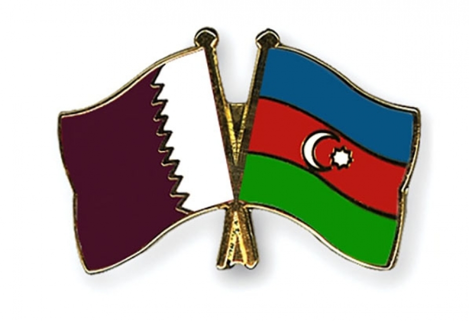 رئيس الوزراء وزير الخارجية القطري السابق يهنئ الرئيس إلهام علييف