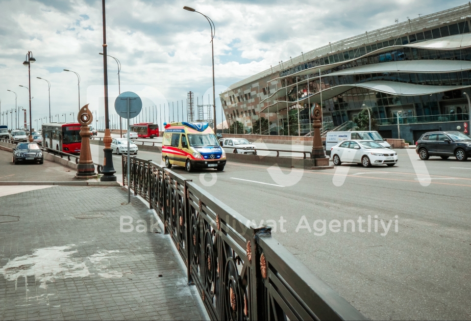 “Koroğlu” metro stansiyasının aeroport istiqamətində olan çıxışındakı dayanacaq ləğv edilir