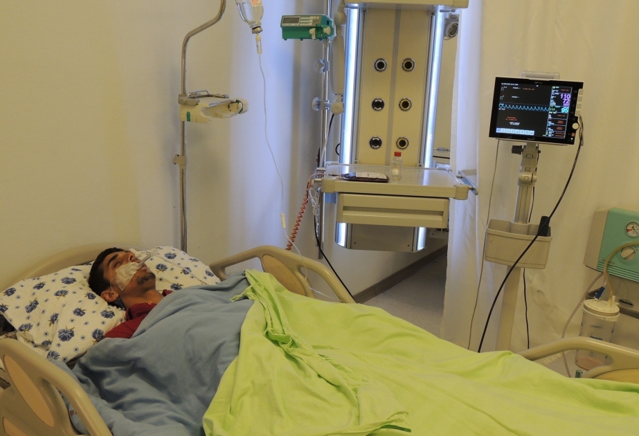 Erməni hərbçilərinin növbəti təxribatı: AZƏRTAC-ın müxbiri güllə yarası almış Ağcabədi sakininin yerləşdirildiyi xəstəxanada olub - FOTO VİDEO