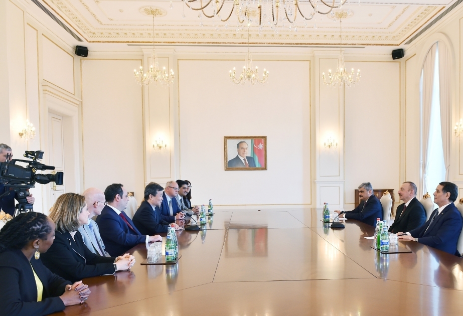 Aserbaidschans Präsident Ilham Aliyev empfängt BIE-Delegation VIDEO