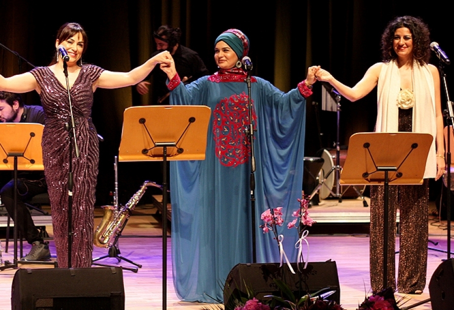 İstanbulda Azərbaycan, Türkiyə və Yunanıstan incəsənət ustalarının birgə konserti olub