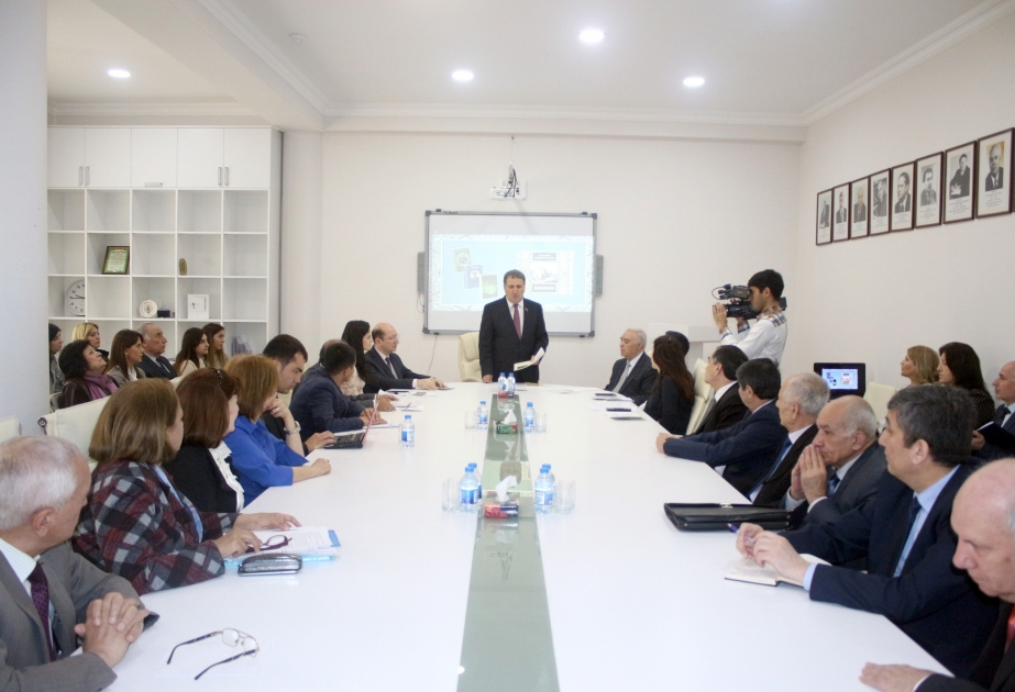 Ədəbiyyat İnstitutunda böyük özbək mütəfəkkiri Zahirəddin Məhəmməd Baburun 535 illiyi qeyd olunub