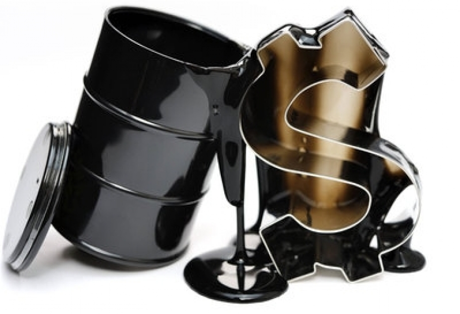 Новак: Нефть в апреле может достичь 80 долларов за баррель