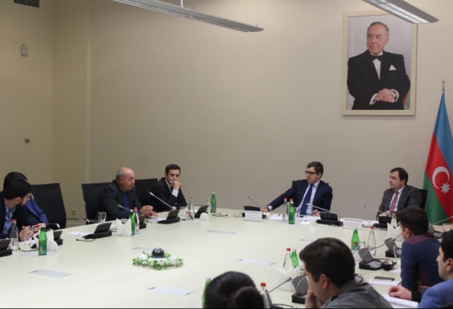 Meyvə və tərəvəz istehsalçıları ilə ixrac məsələləri müzakirə edilib