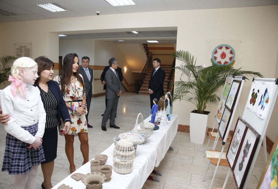 Leyla Aliyeva rencontre des enfants handicapés dans l’arrondissement Narimanov de Bakou