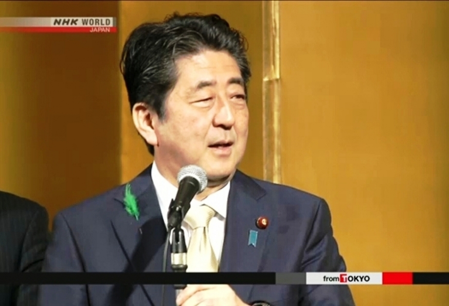 Şinzo Abe ictimai etimadı itirdiyinə görə üzr istəyib