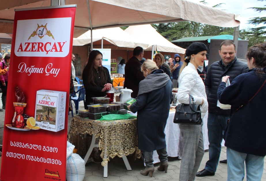 Azərbaycan Tbilisidə keçirilən çay festivalında iştirak edir