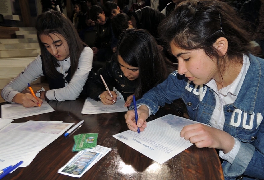 Şəmkirli gənclər “Əsgərə məktub” layihəsinə qoşulublar
