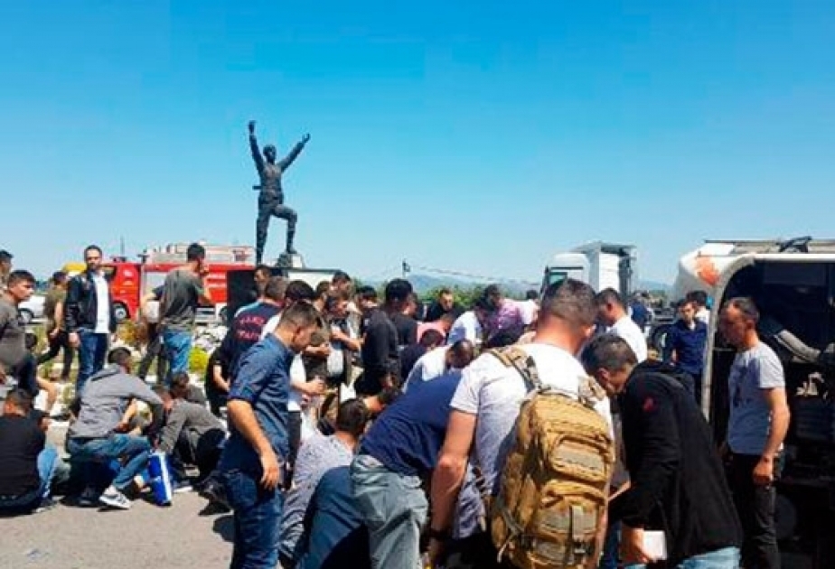 Türkiyədə baş verən yol qəzasında 25 nəfər yaralanıb