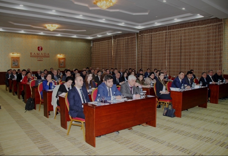 Gəncədə sahibkarlara qiymətli kağızlar bazarı vasitəsilə maliyyələşmə imkanları barədə seminar keçirilib