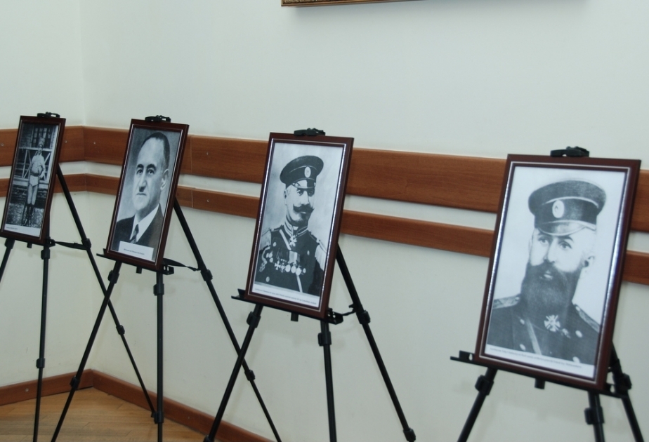 UNEC-də Azərbaycan İstiqlal Muzeyinin eksponatlarından ibarət fotosərgi təşkil olunub