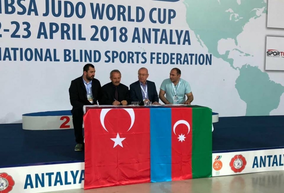Azərbaycan Milli Paralimpiya Komitəsi ilə Türkiyə Görmə Əngəllilər İdman Federasiyası arasında memorandum imzalanıb