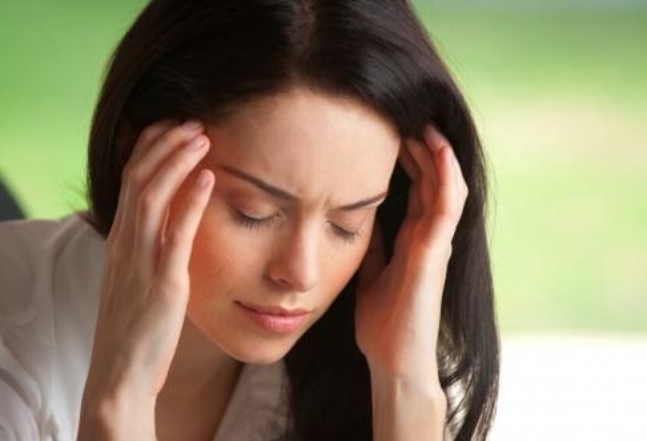 Ученые обвинили гормон в частых головных болях у женщин