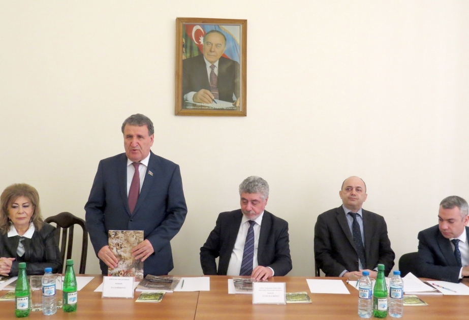 Əlyazmalar İnstitutunda konfrans: “Azərbaycan mədəniyyət tarixinin problemləri əlyazmalarda”