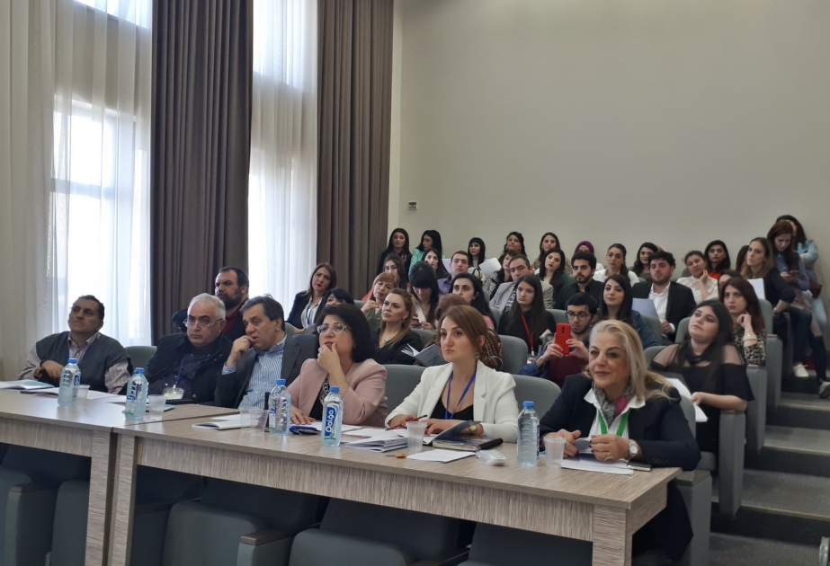 Milli Konservatoriyada magistr tələbələrin konfransı olub