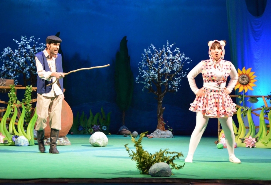 Gənc Tamaşaçılar Teatrı möhtəşəm idman yarışında qonaqları qəbul etməyə hazırdır