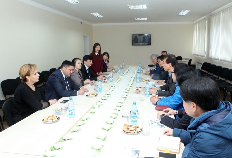 Koreyalı mütəxəssislər Sağlamlıq İmkanları Məhdud Gənclərin Peşə Reabilitasiya Mərkəzində olublar