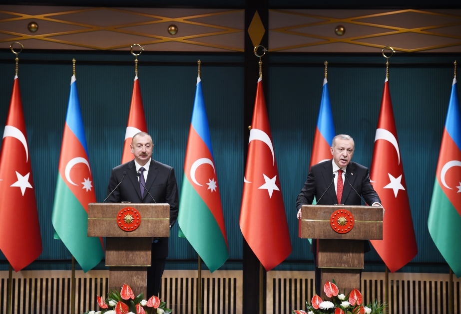 Pressekonferenz von Präsident Ilham Aliyev und dem türkischen Staatspräsidenten Recep Tayyip Erdogan VIDEO
